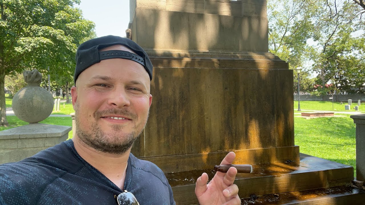 How Did We Restore This Historic Gravestone in Minutes?